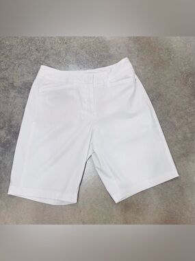 Tail White Bermuda Shorts - Clean Summer Staple